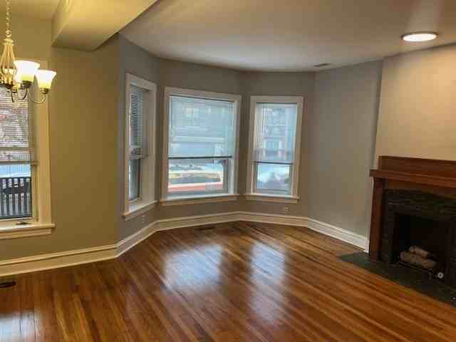 926 W Belle Plaine Ave #1W - Photo 3 of 25