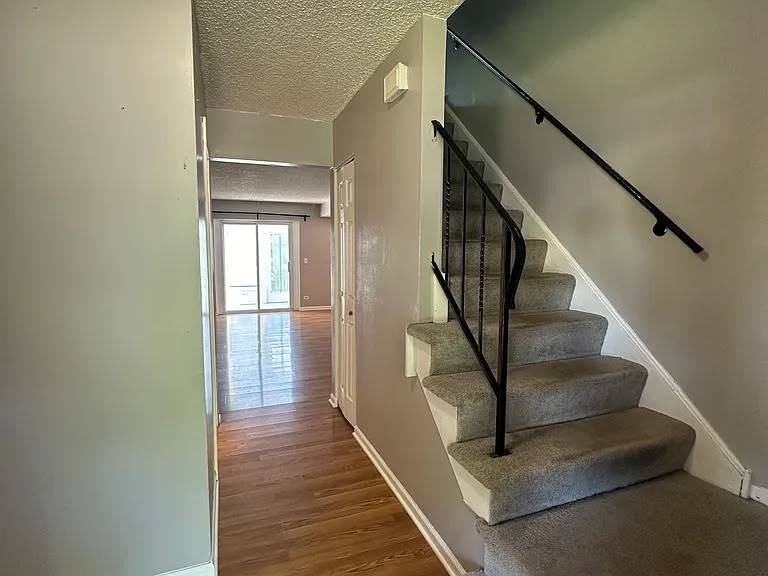 1741 Bell Dr - Photo 2 of 19