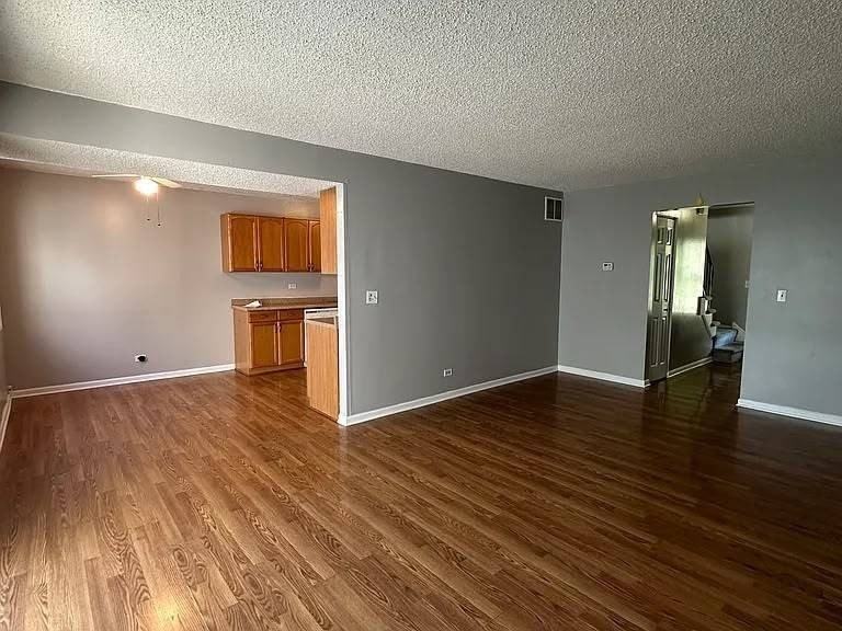 1741 Bell Dr - Photo 5 of 19