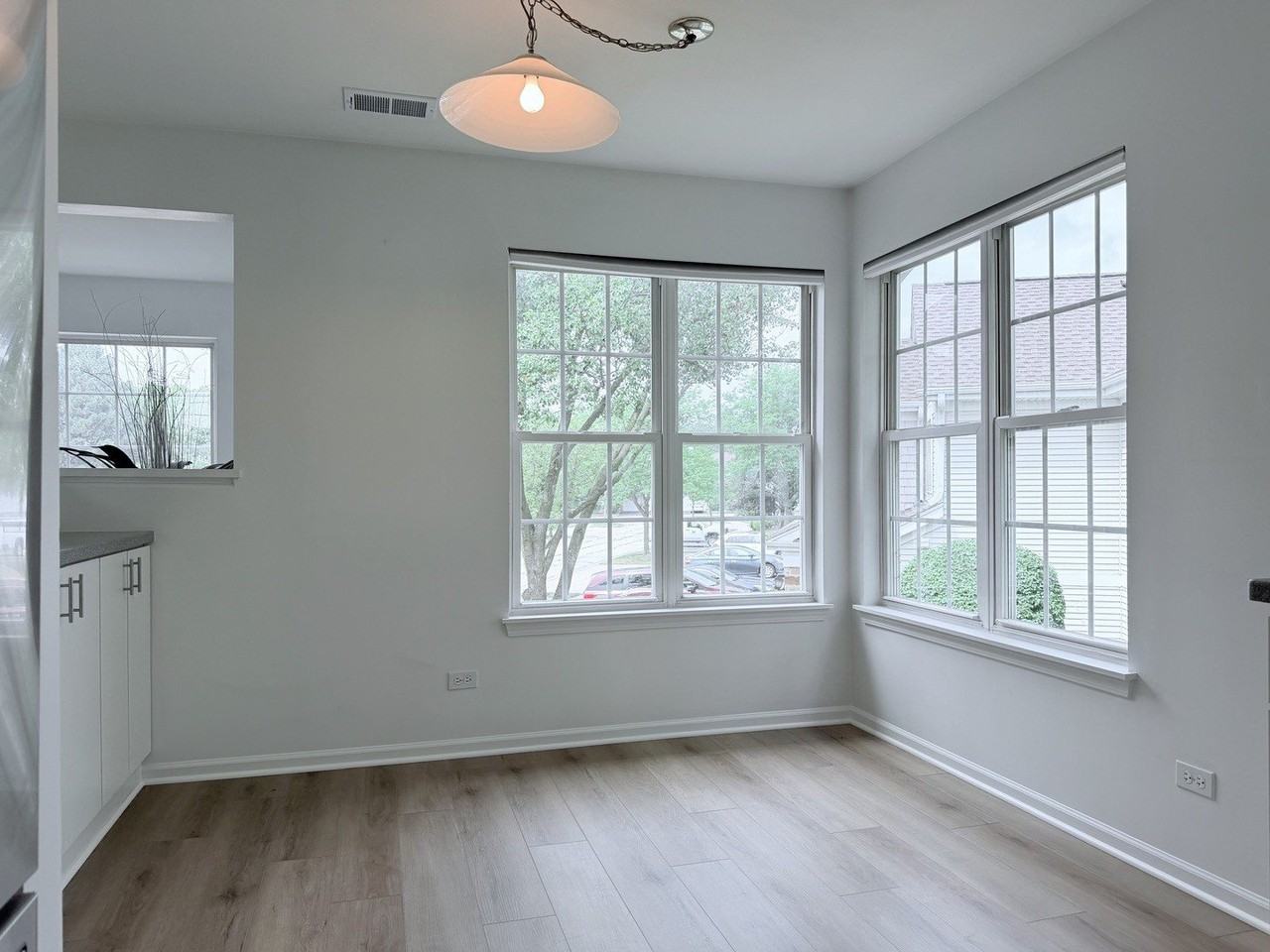 1146 Bristol Ln #1146 - Photo 4 of 19