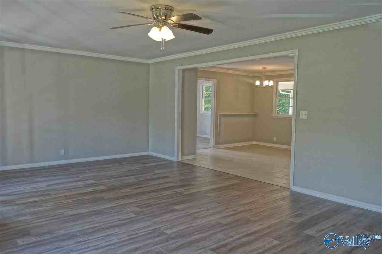 5300 Whitesburg Dr Sw - Photo 3 of 19