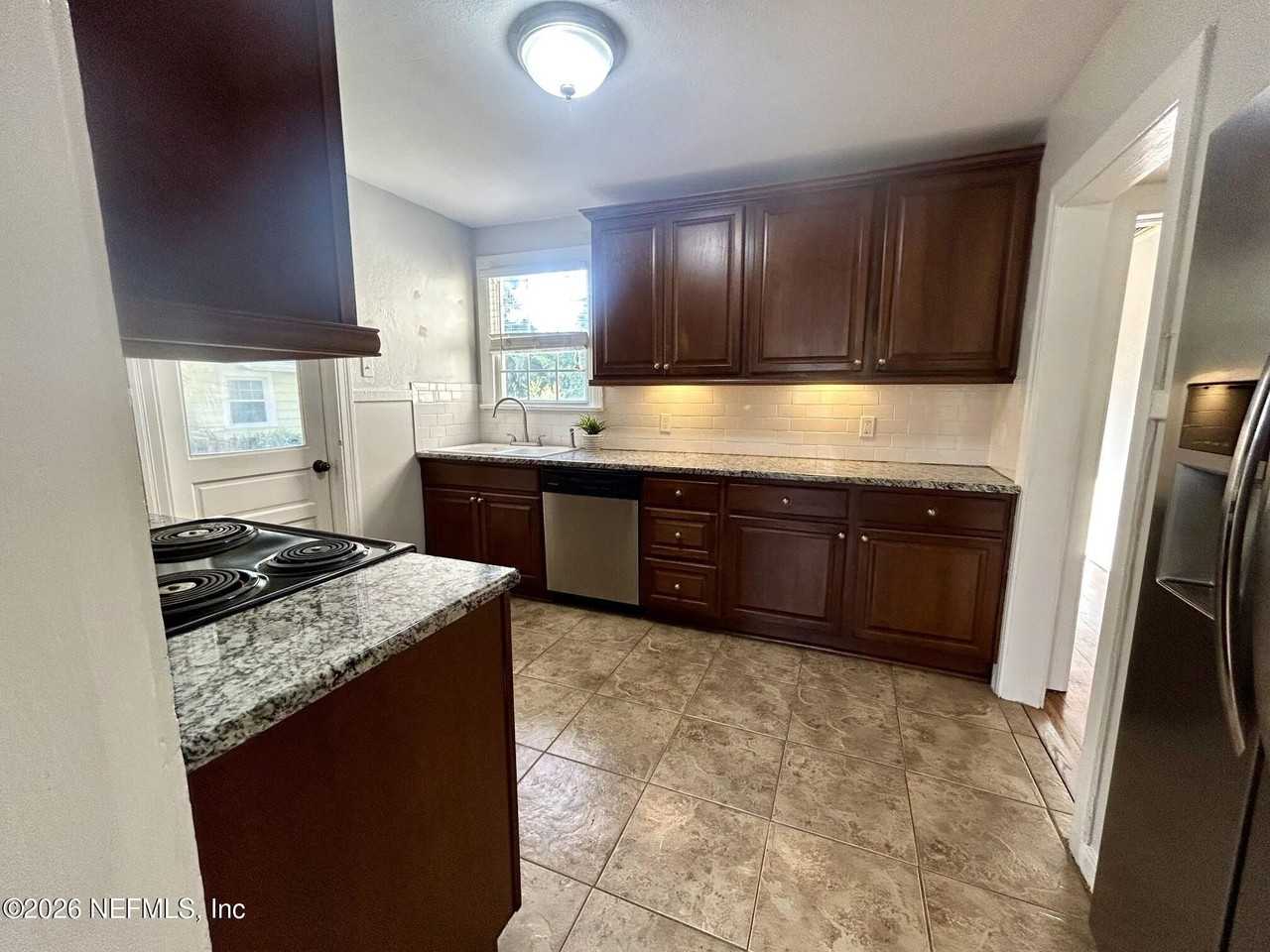 4614 Birkenhead Rd - Photo 6 of 20
