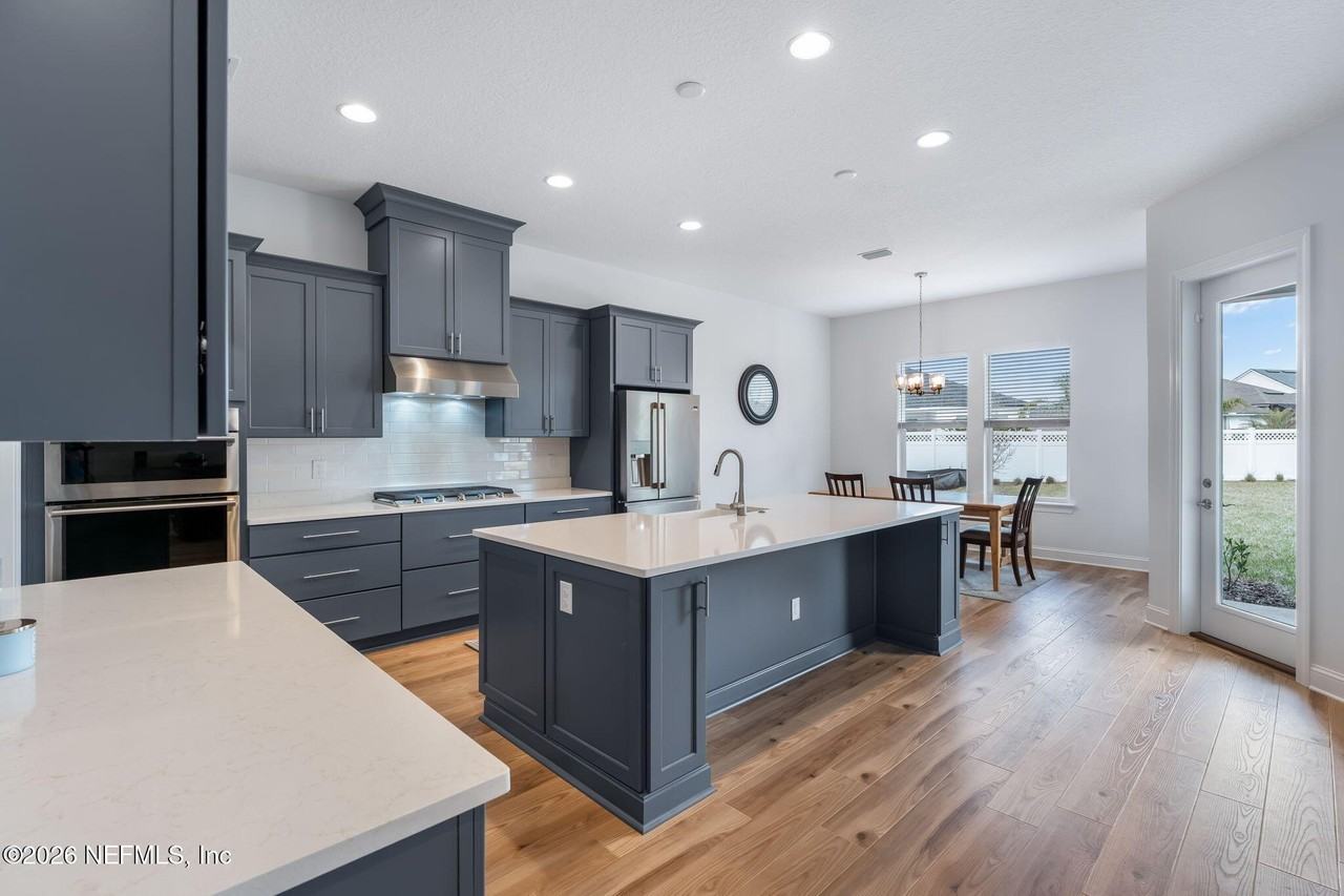 281 Pine Grove Pt - Photo 6 of 37