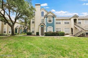 featured image of 13703 Richmond Park Dr N #2103
