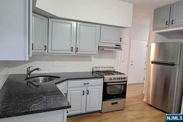 117 Forest St #2L - Photo 5 of 13