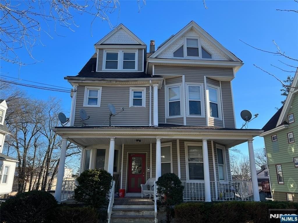43 S Willow St #5 - Photo 2 of 10