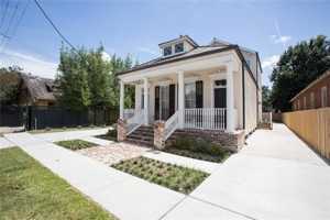 featured image of 8118 Belfast St