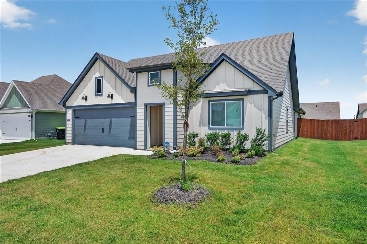 728 Orchid Way - Photo 3 of 37