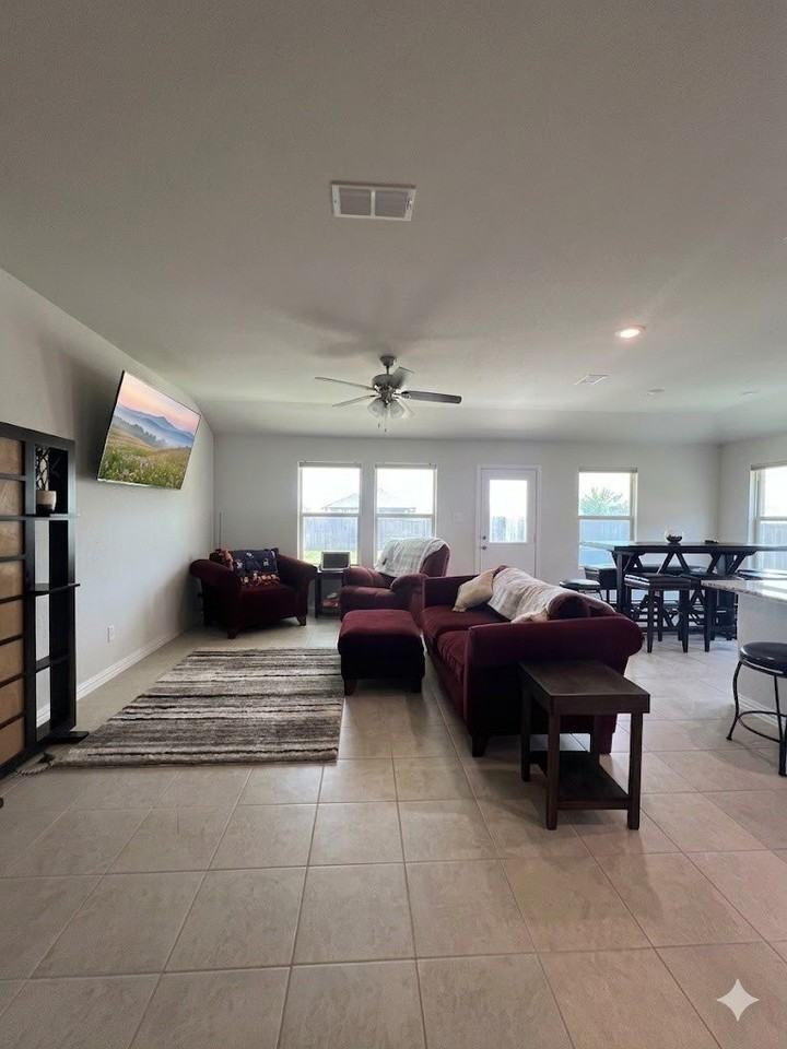 6304 Dry Gulch Trl - Photo 4 of 31