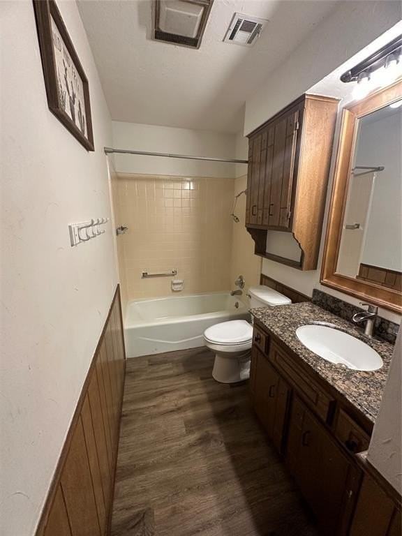 1101 El Dorado St - Photo 5 of 13