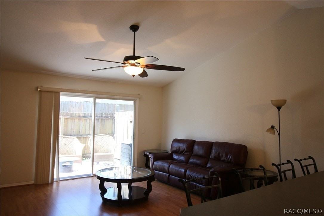 2007 Colonade St - Photo 6 of 37