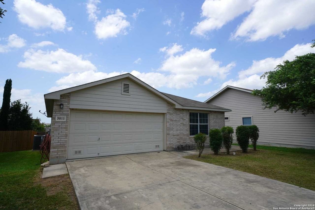 5011 Braden Gate - Photo 2 of 24