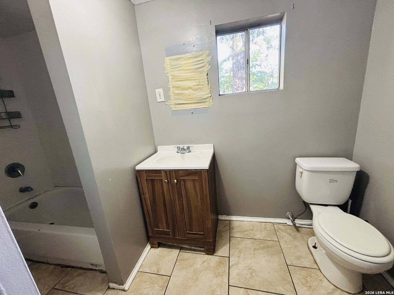 431 Sussex Ave #2 - Photo 4 of 5