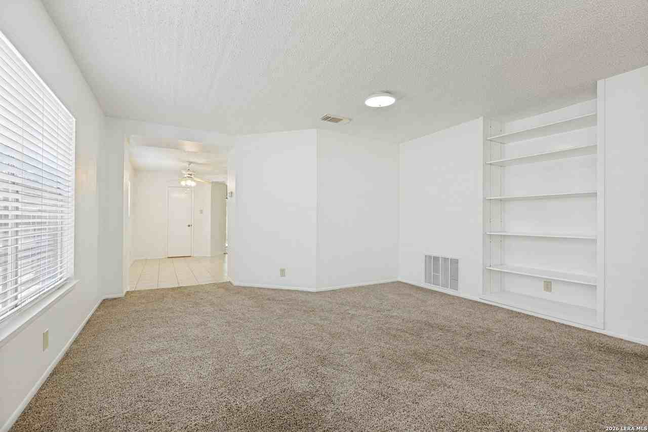 13114 Regency Way - Photo 3 of 12