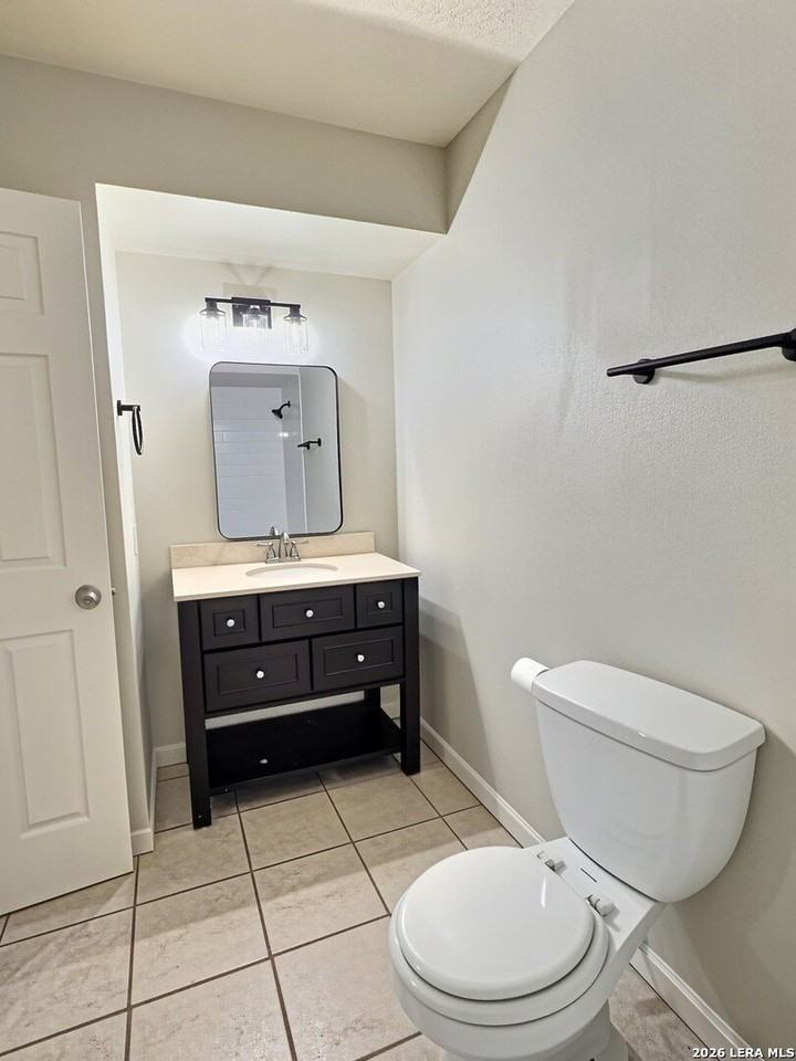 8030 Broadway - Photo 7 of 13