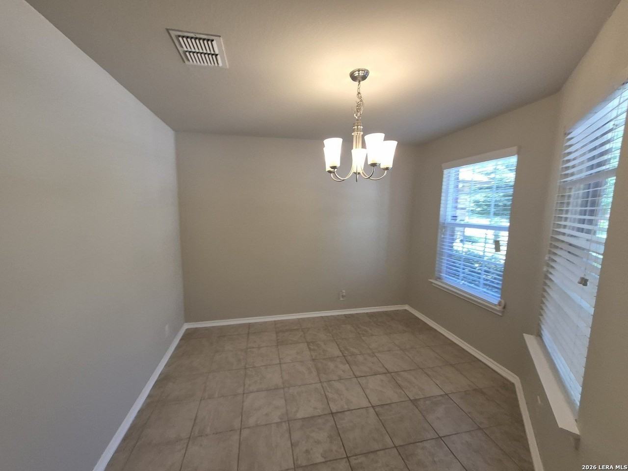 10213 Metz Vly - Photo 3 of 39