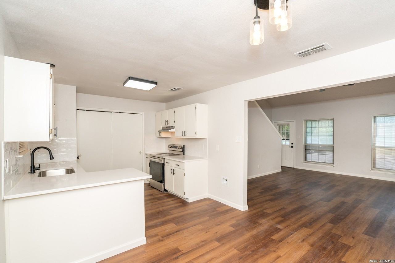 731 Garden Meadow Dr - Photo 5 of 26