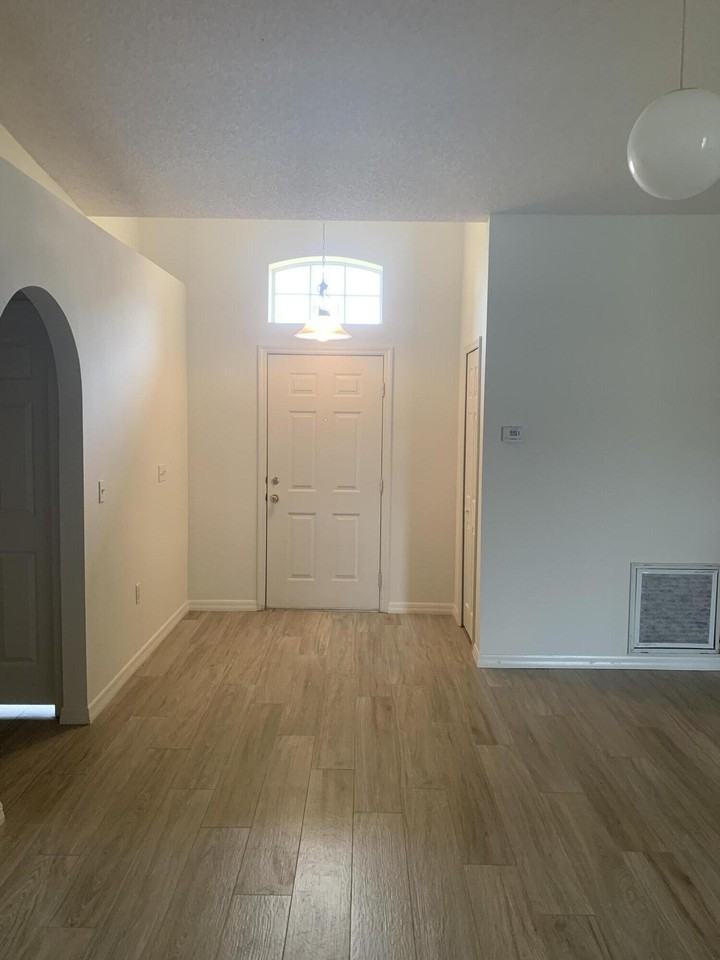 1776 Vista Lake Cir - Photo 3 of 30