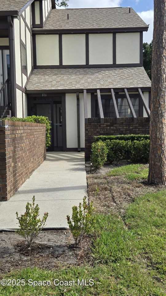 816 Greenwood Manor Cir #10 - Photo 6 of 50