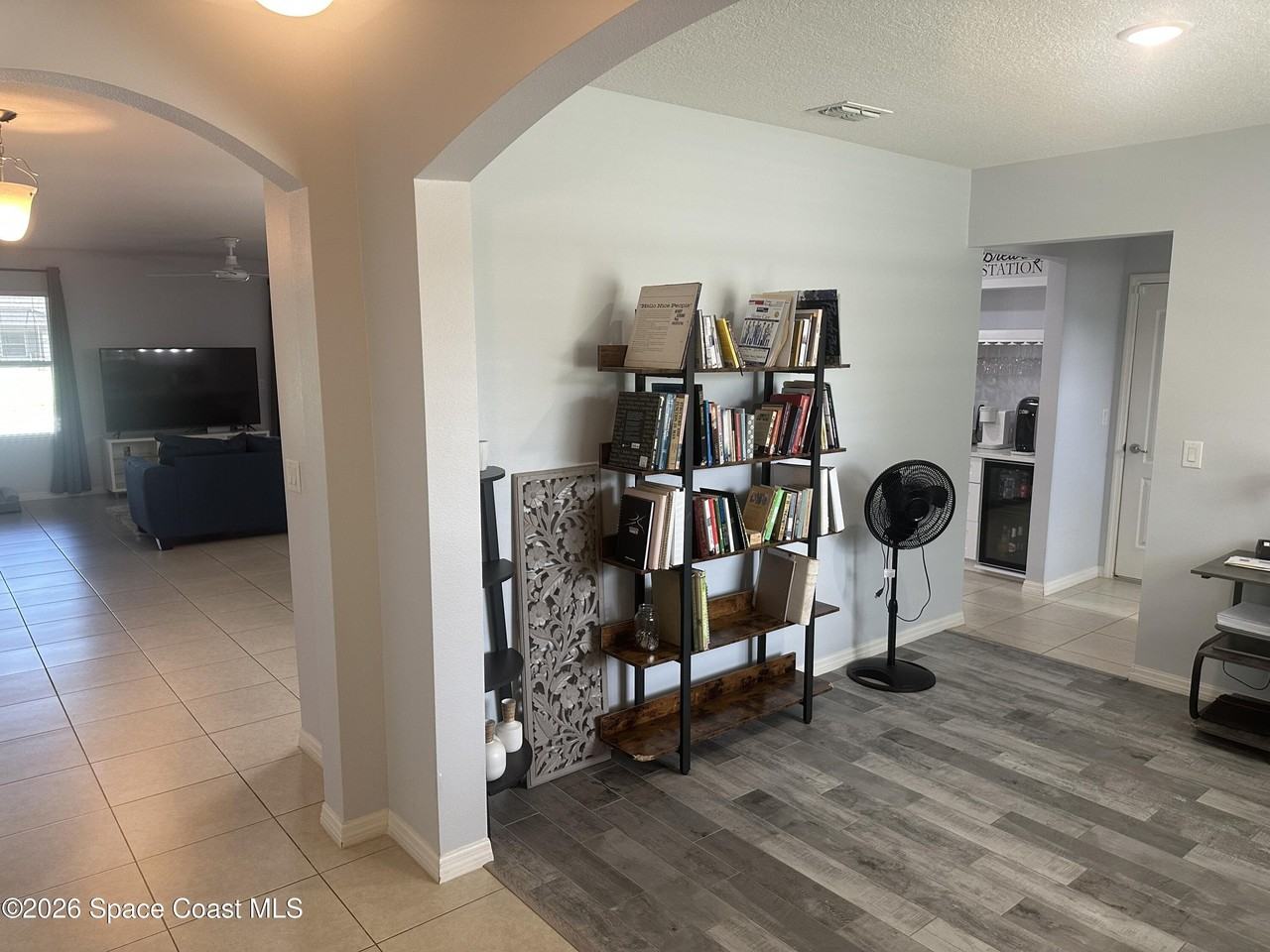 1133 Morgan Cir Ne - Photo 3 of 18