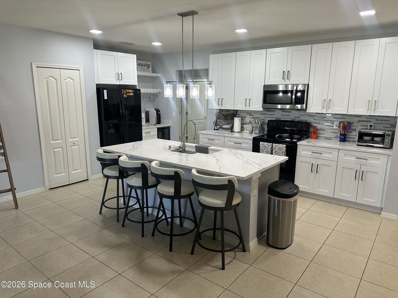1133 Morgan Cir Ne - Photo 4 of 18