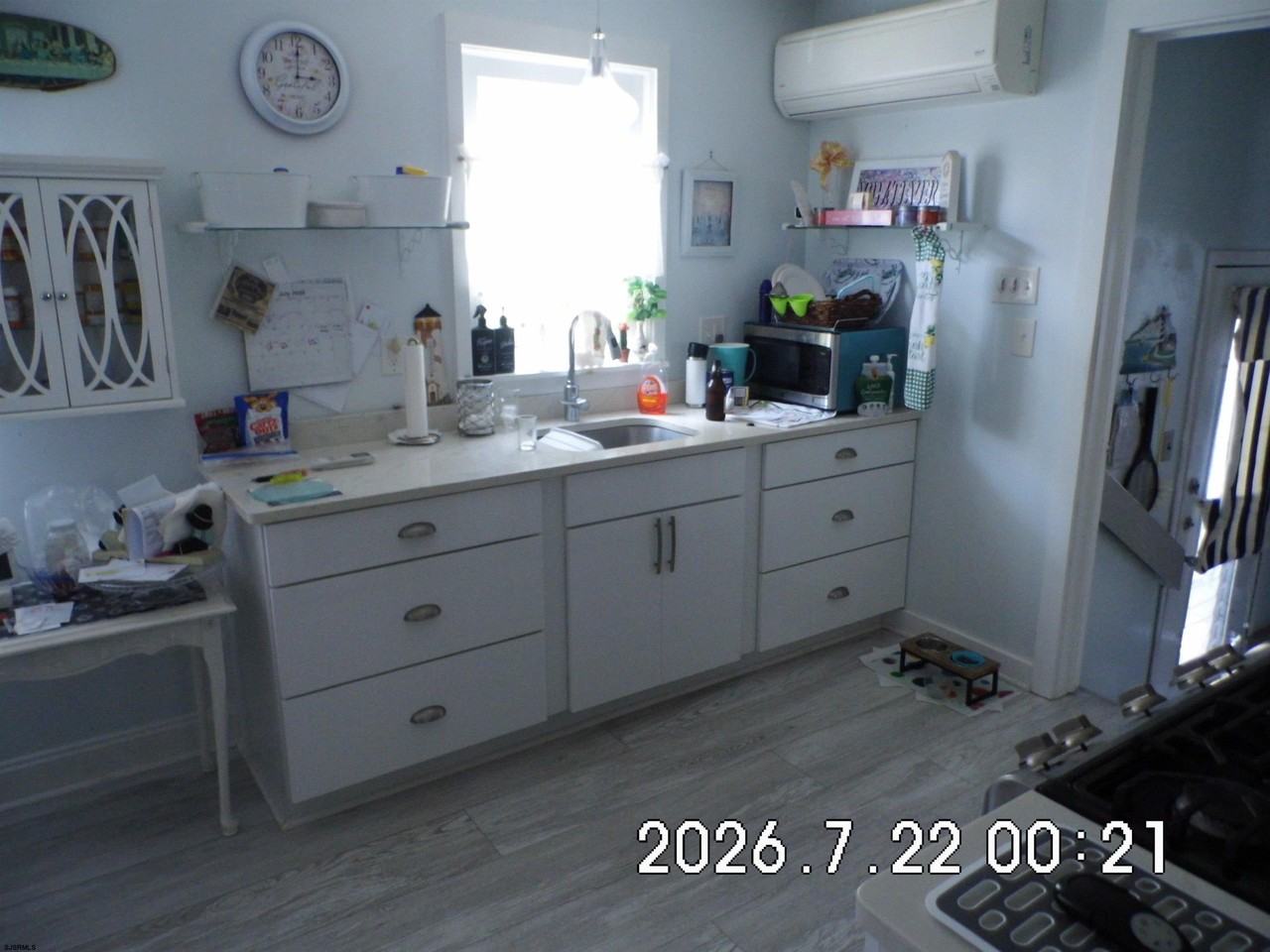 819 Pelham Pl - Photo 5 of 33