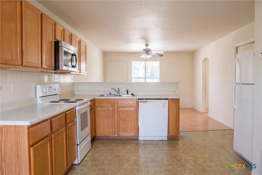 413 Brittney Way #C - Photo 4 of 11