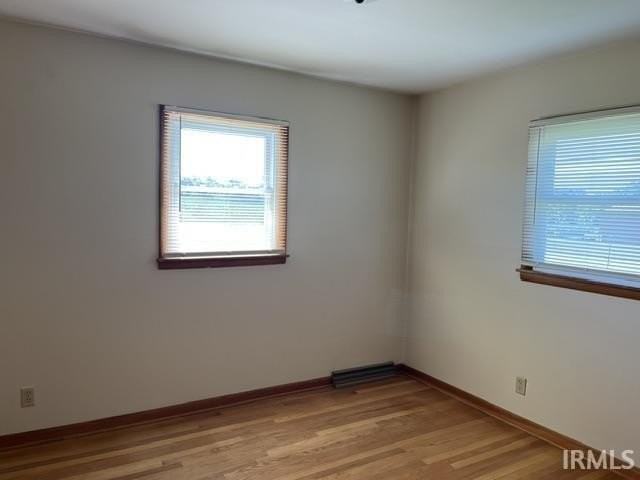 4670 Breeze Rd - Photo 7 of 20