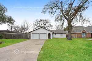 featured image of 11122 Kirwin Ln