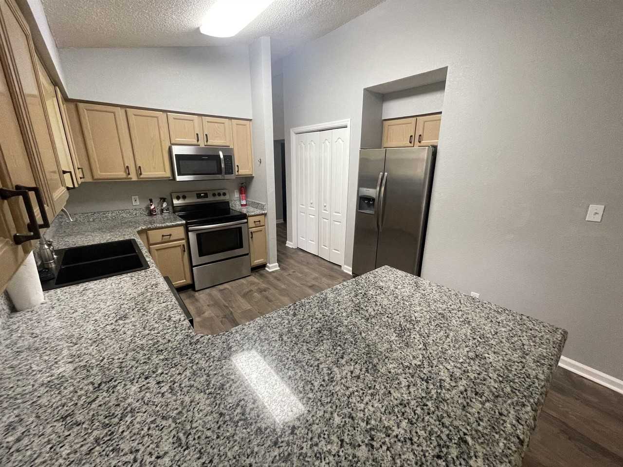5326 Saint Ives Ln - Photo 5 of 15