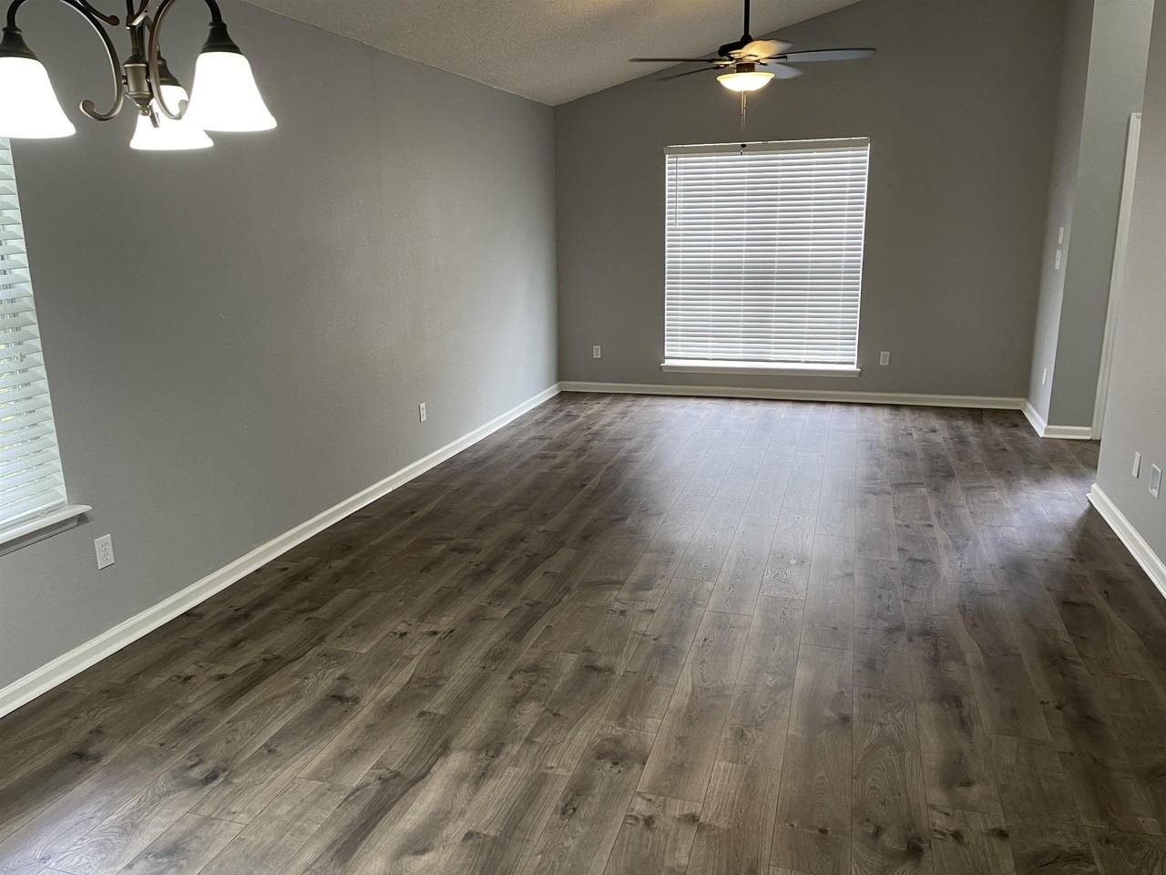 5326 Saint Ives Ln - Photo 6 of 15