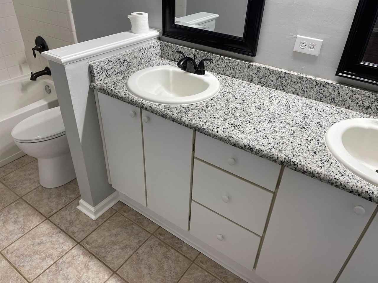 5326 Saint Ives Ln - Photo 7 of 15
