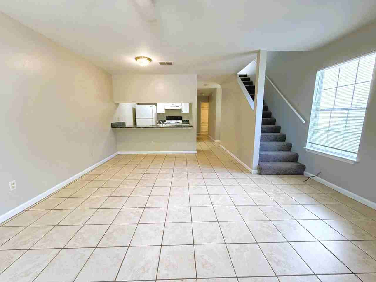 2708 Tess Cir - Photo 4 of 19