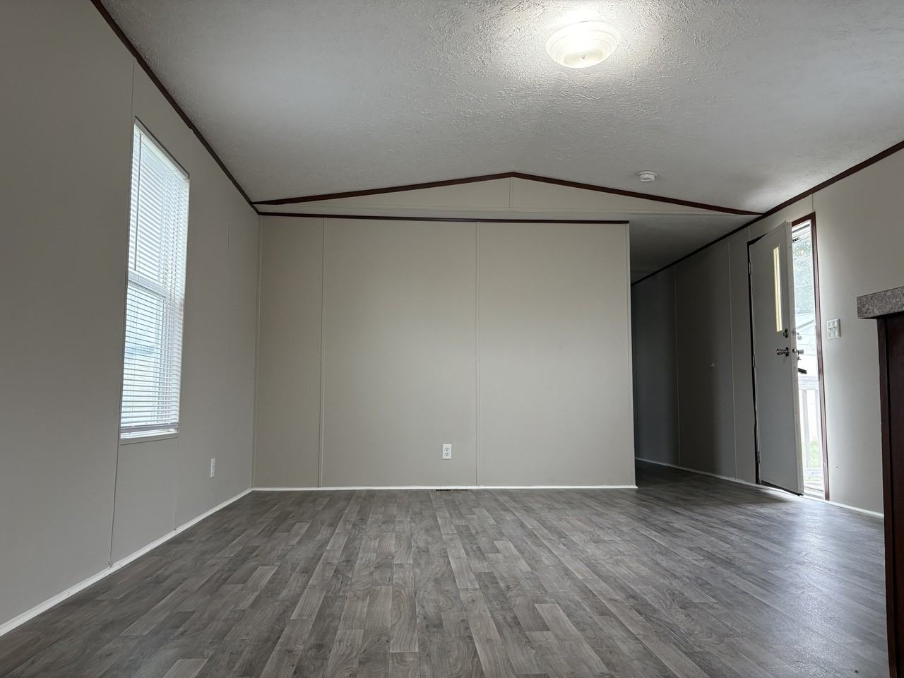 603 Aster Bnd #1 - Photo 2 of 13