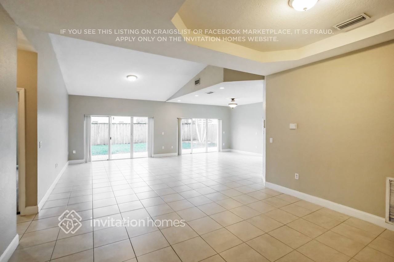 15440 Sw 150th St - Photo 3 of 17