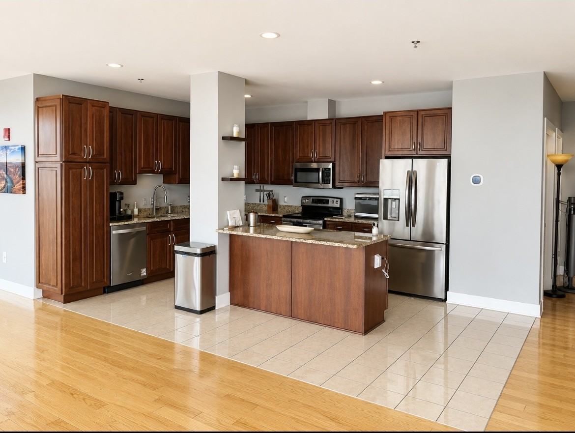 2772 Lighthouse Point East - Tenant Placement - 314 #314 - Photo 4 of 4