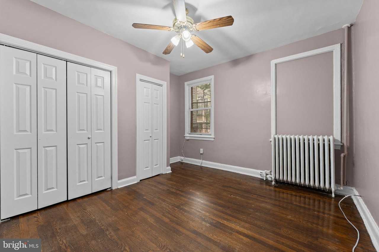 1617 F St Ne - Photo 6 of 16