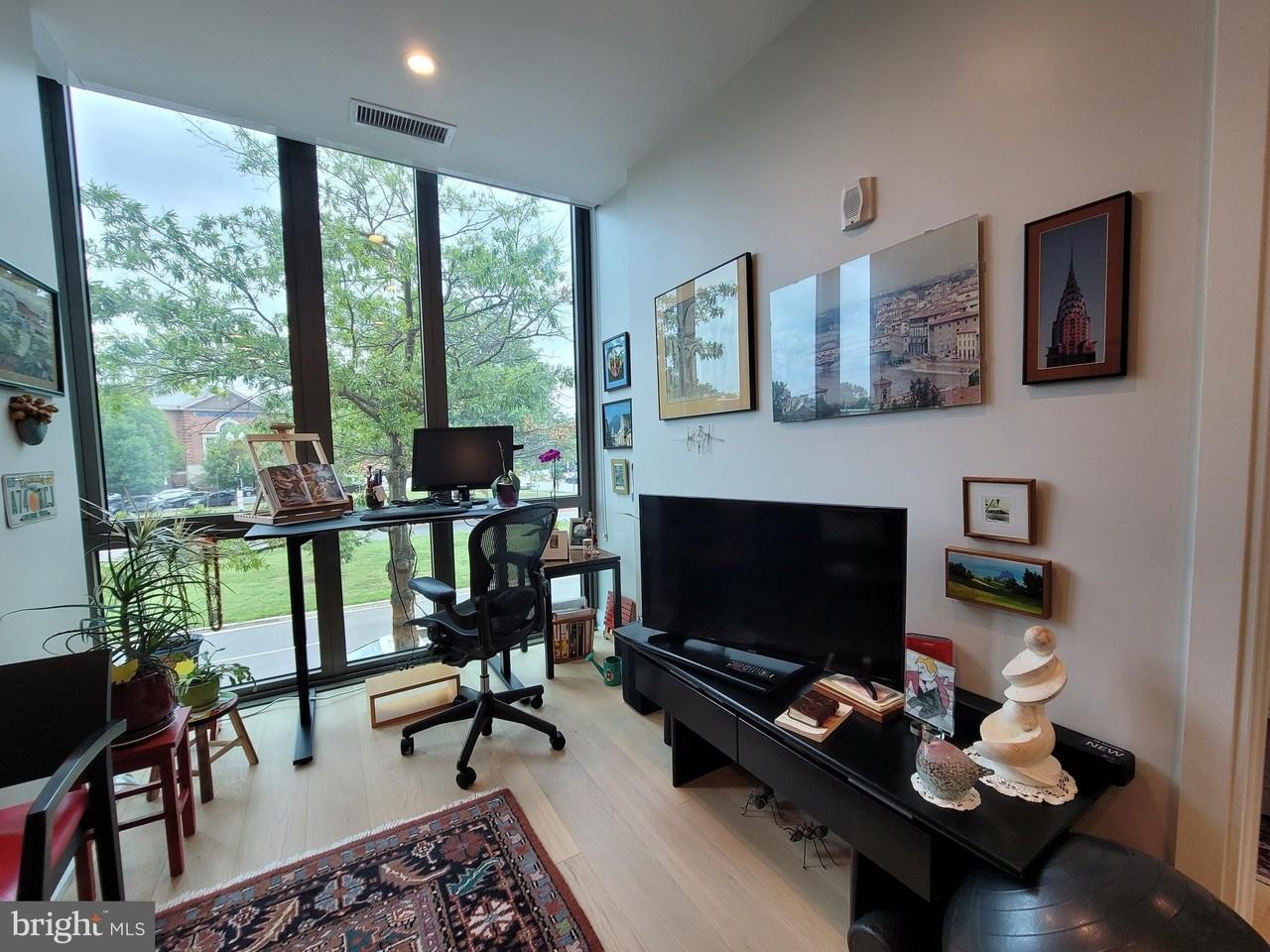 1111 Pennsylvania Ave Se #205 - Photo 7 of 26