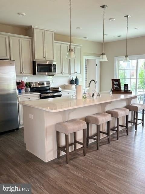 22631 Pelican Point Blvd W - Photo 2 of 33