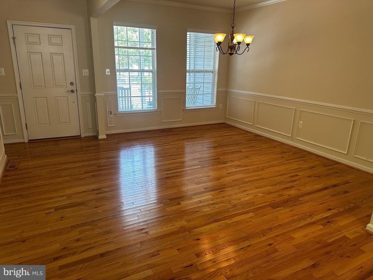 727 Walnut Ave - Photo 6 of 15