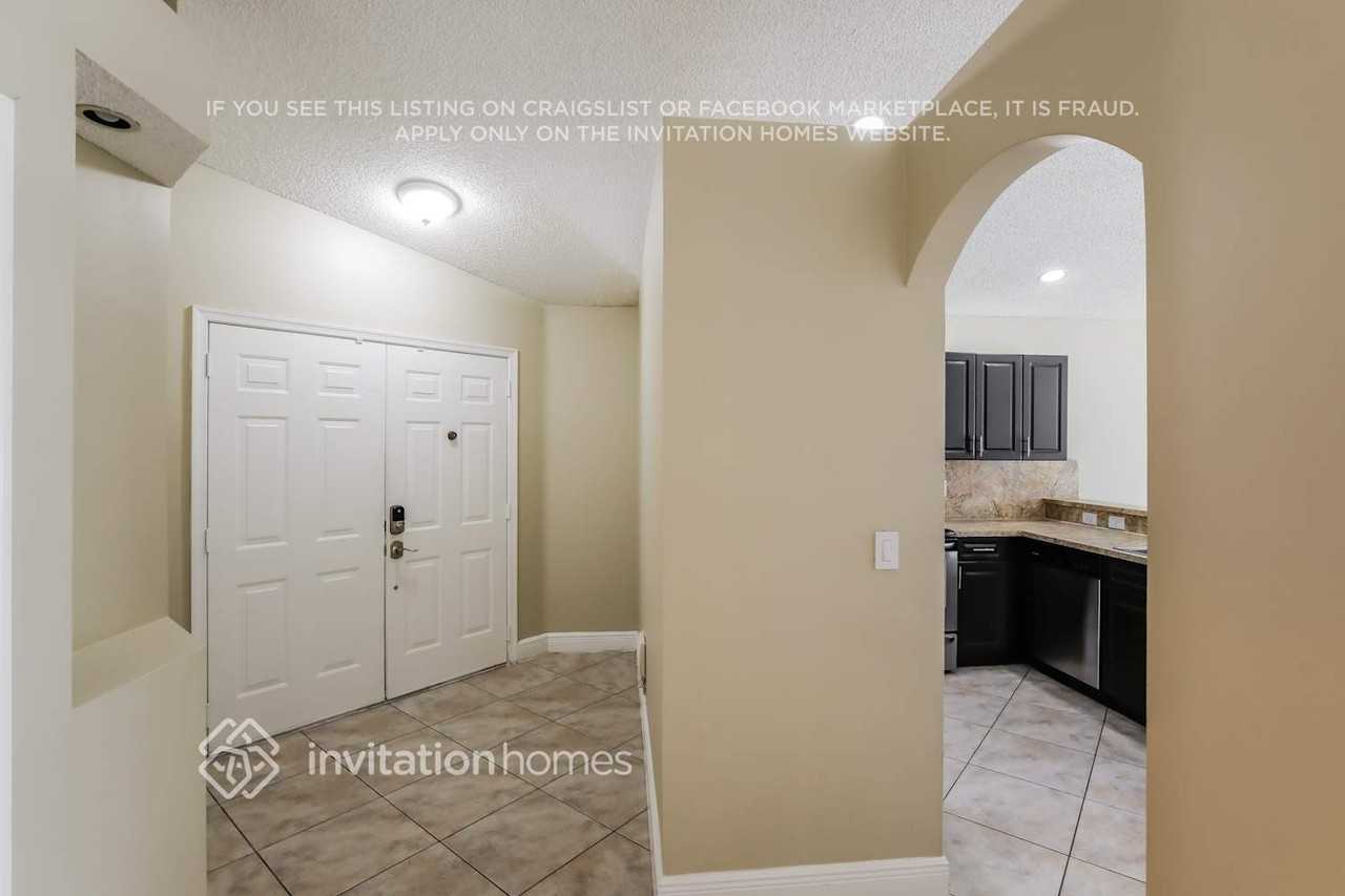 2033 Nw 178th Way - Photo 3 of 17