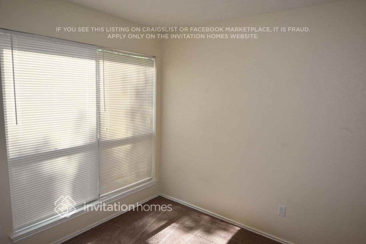 11514 Dell Hollow Dr - Photo 6 of 11
