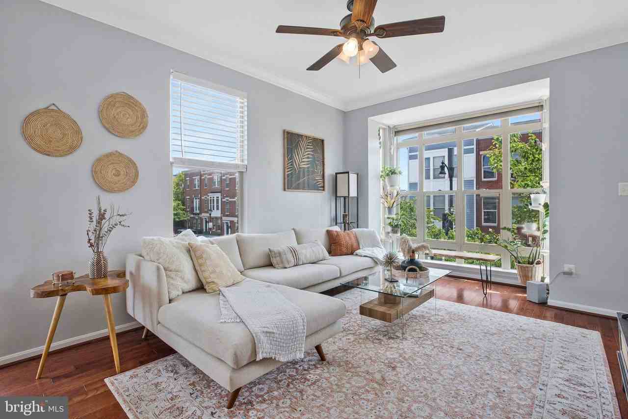 122 Lloyd St #211