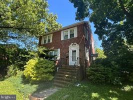 featured image of 306 Kingston Rd