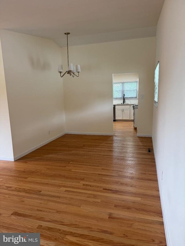 8327 Scotts Level Rd - Photo 4 of 23