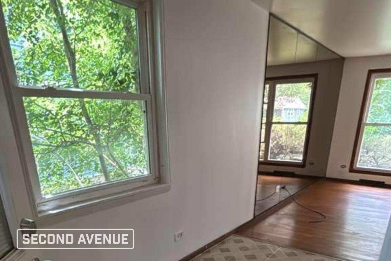13131 S Rhodes Ave - Photo 5 of 13