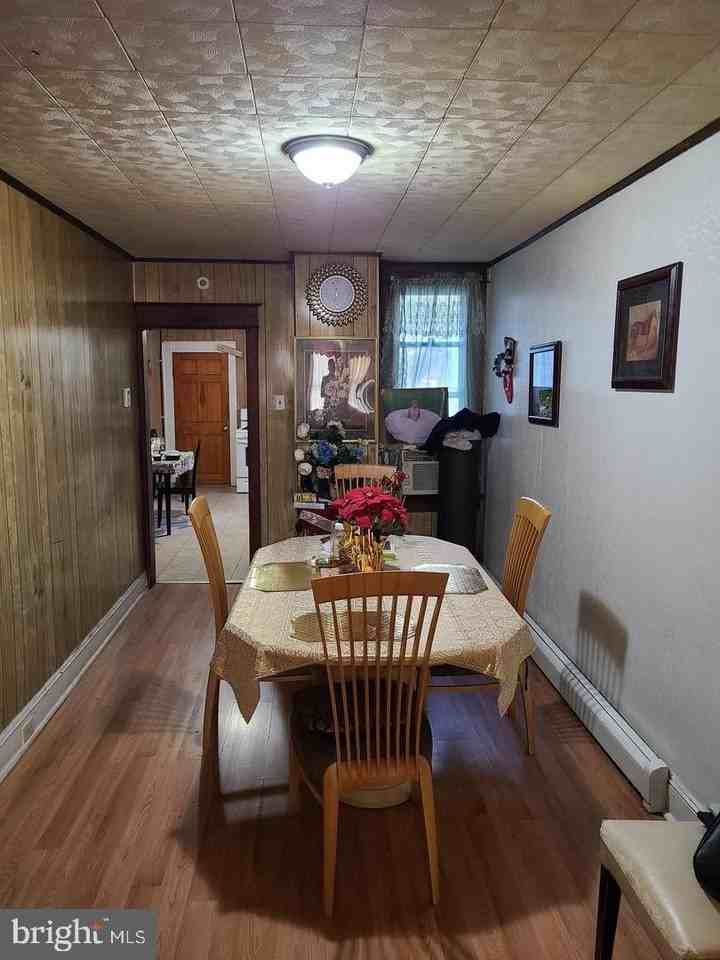 140 Jersey St - Photo 2 of 4