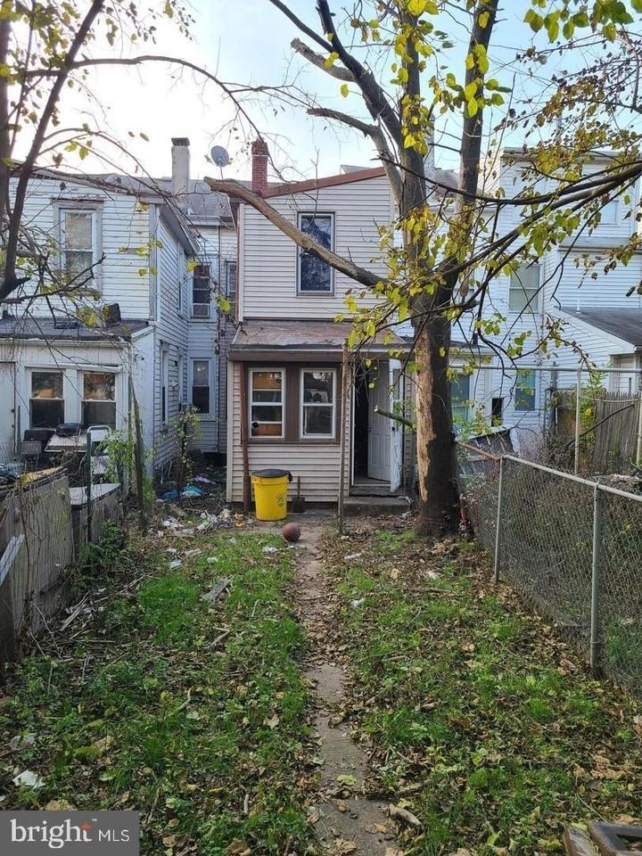 140 Jersey St - Photo 4 of 4