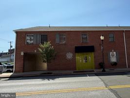 featured image of 358 Main St #5