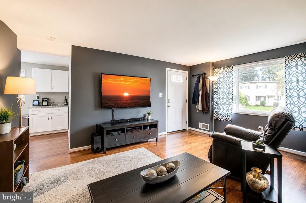 4265 Allison Cir - Photo 2 of 4